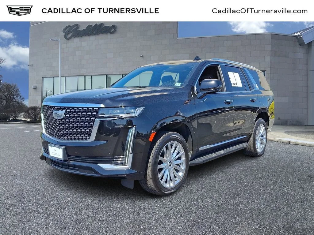 2022 Cadillac Escalade 4WD Luxury's photo