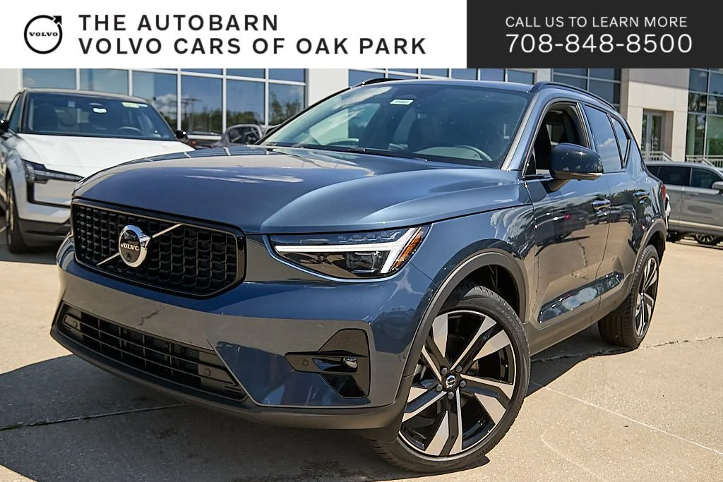 2026 Volvo XC40 B5 Ultra Dark AWD's photo