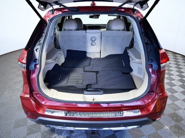 Certified Used 2020 Red Nissan SL image 8