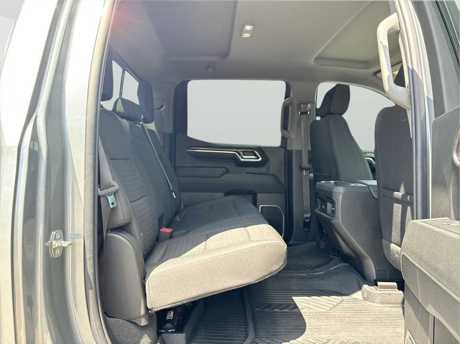 2023 Chevrolet Silverado 1500 RST - Photo 31