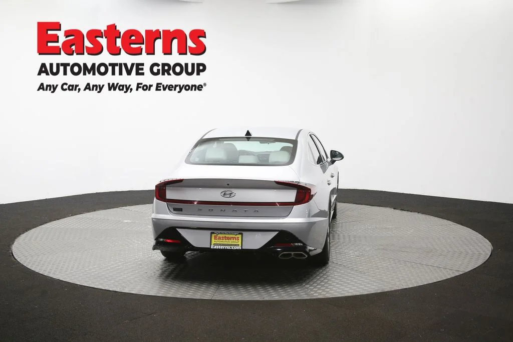 Used 2023 Silver Hyundai SEL image 37