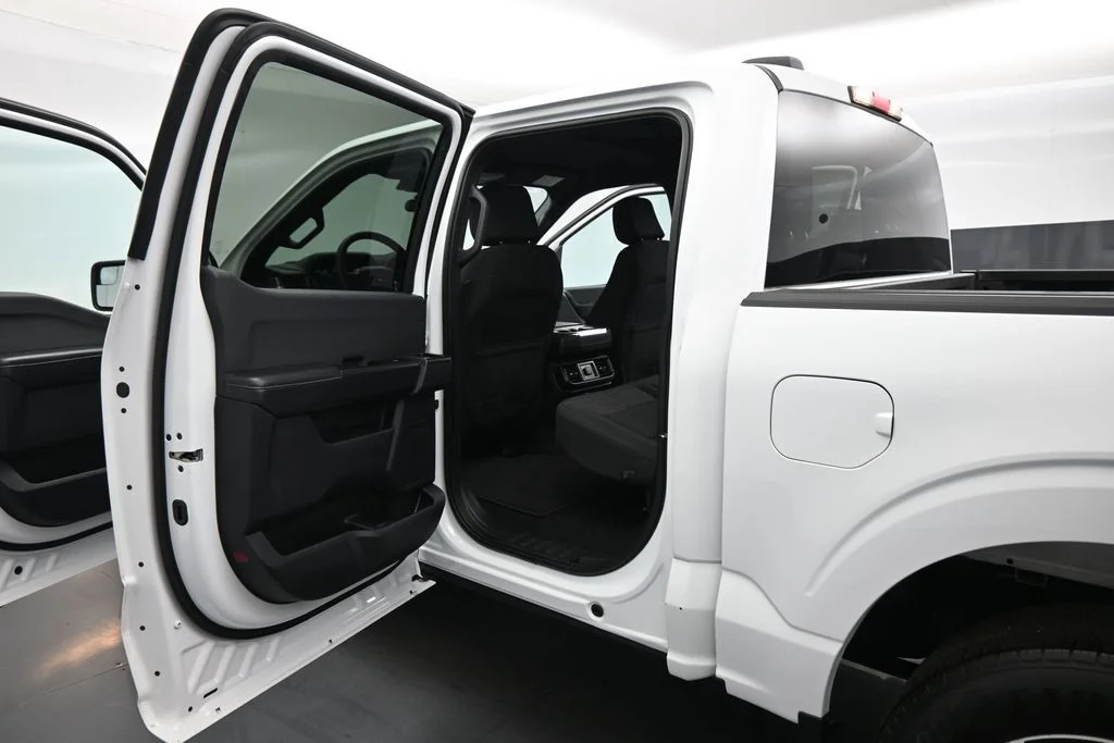 Certified Used 2023 White Ford XL image 16