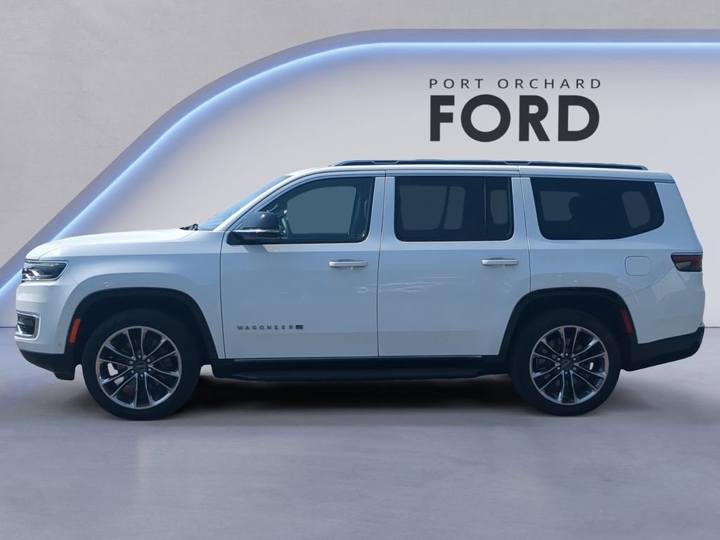 Used 2023 White Jeep Series II image 3