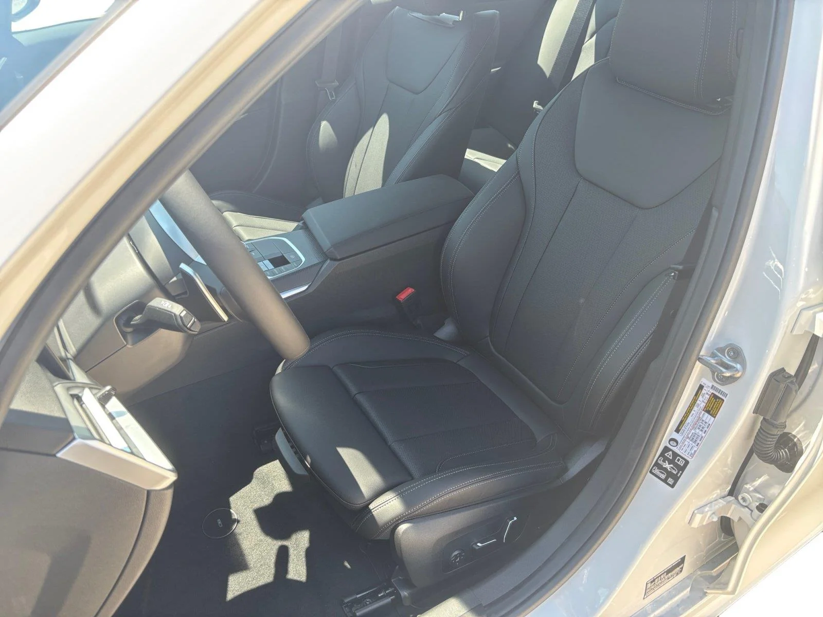 New 2026 Mineral White Metallic BMW 330i NA xDrive image 21