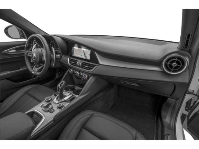 2026 Alfa Romeo Giulia Base - Photo 12