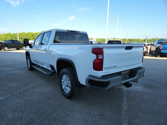 Used 2023 White Chevrolet LT image 7