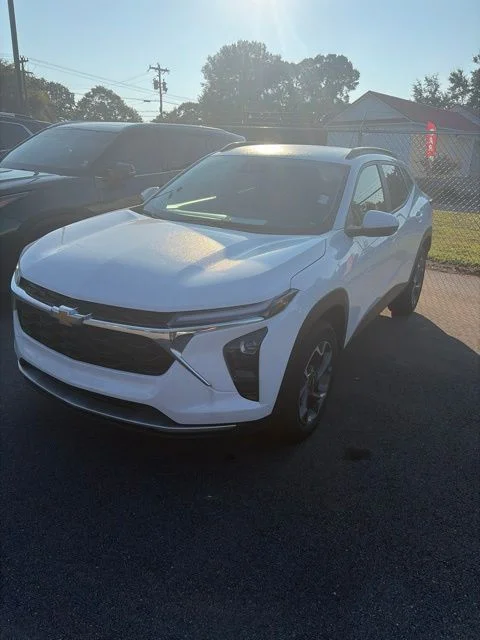 Used 2024 White Chevrolet LT image 1