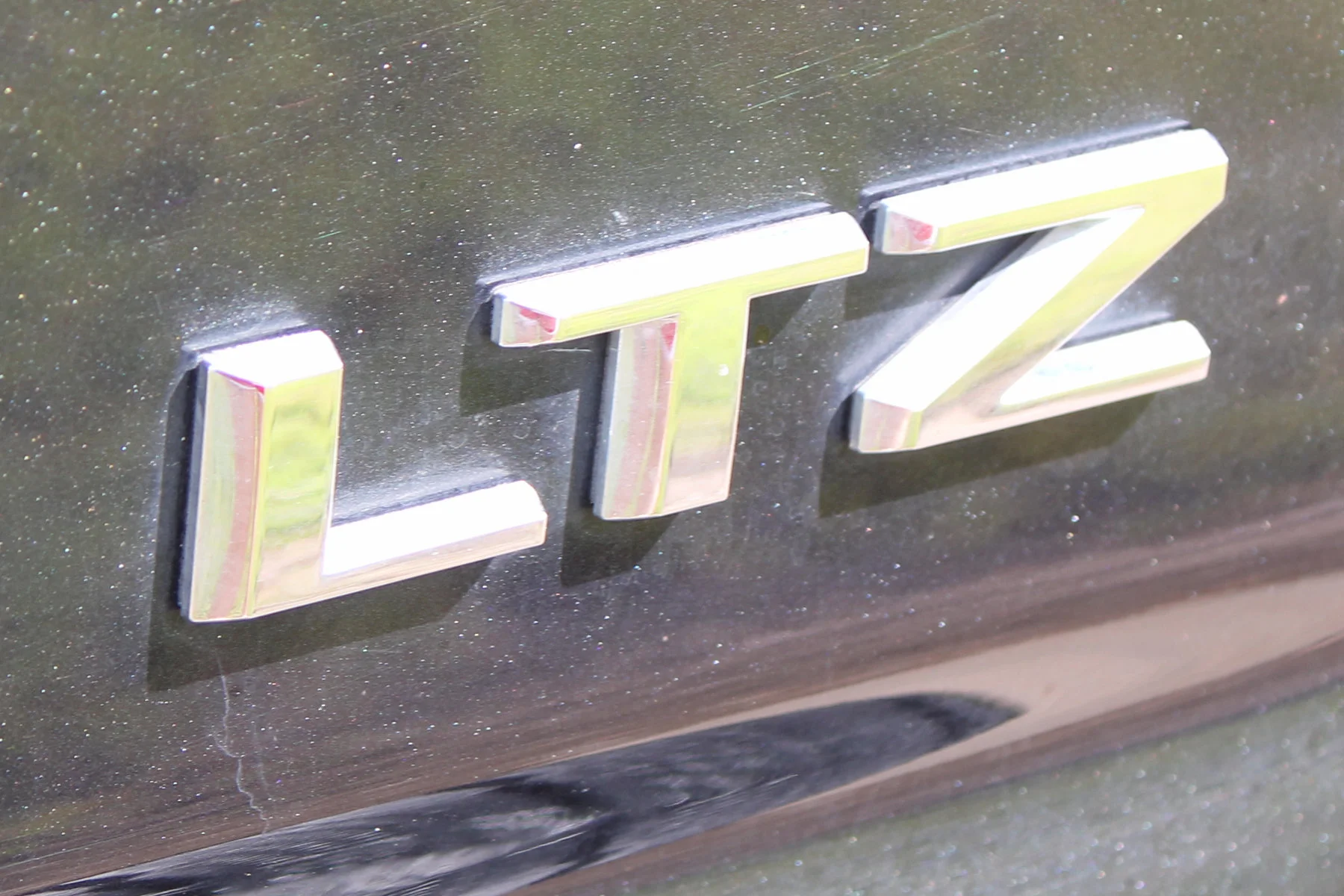 Used 2023 Dark Ash Metallic Chevrolet 4WD Crew Cab 147 LTZ image 24