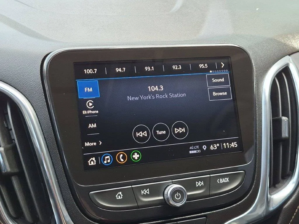 Used 2024 Gray Chevrolet Premier image 18