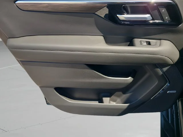 New 2026 Black Chevrolet LT image 19