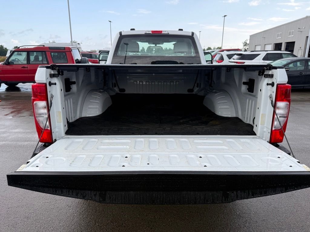 Used 2022 White Ford XL image 33