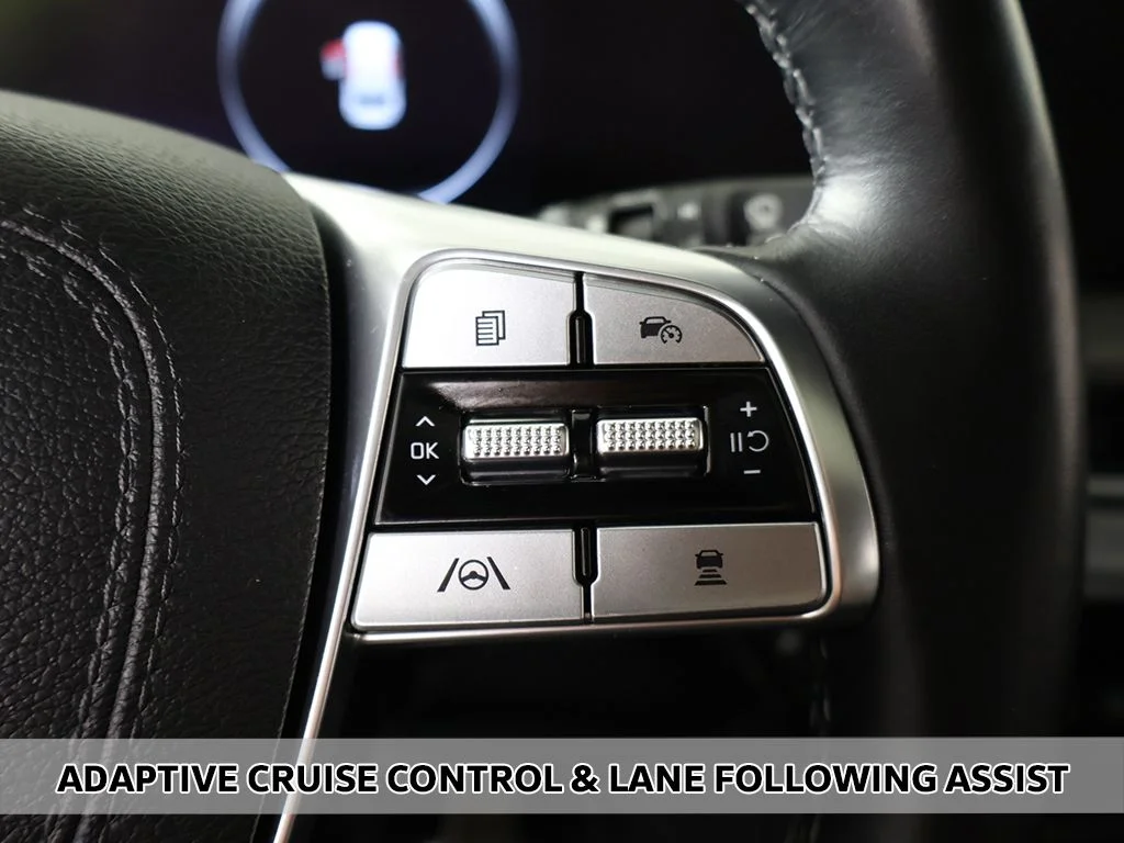 Used 2024 White Kia SX-Prestige X-Line image 6