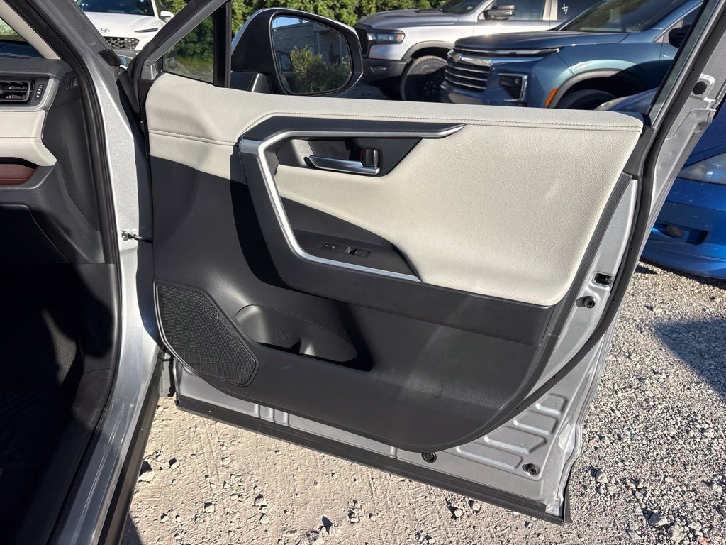 Used 2025 Silver Toyota Limited image 23