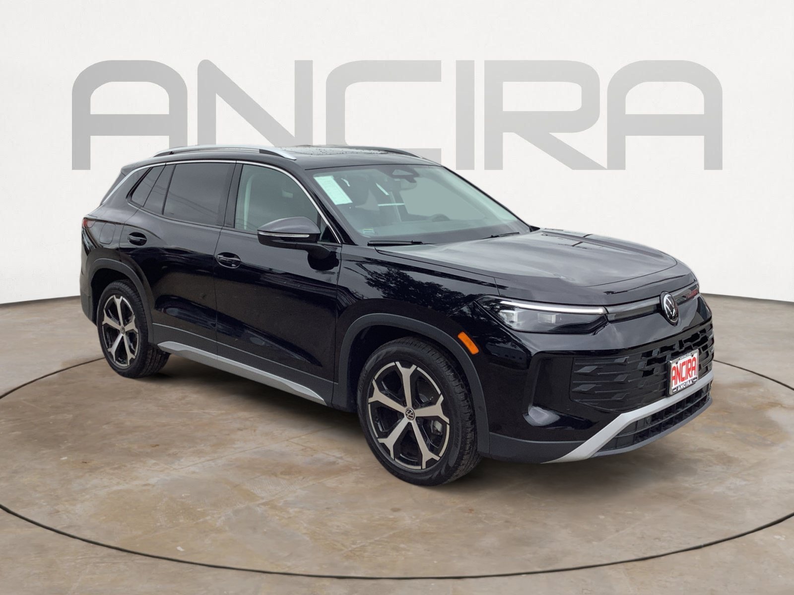 New 2026 Deep Black Pearl Volkswagen SE image 2