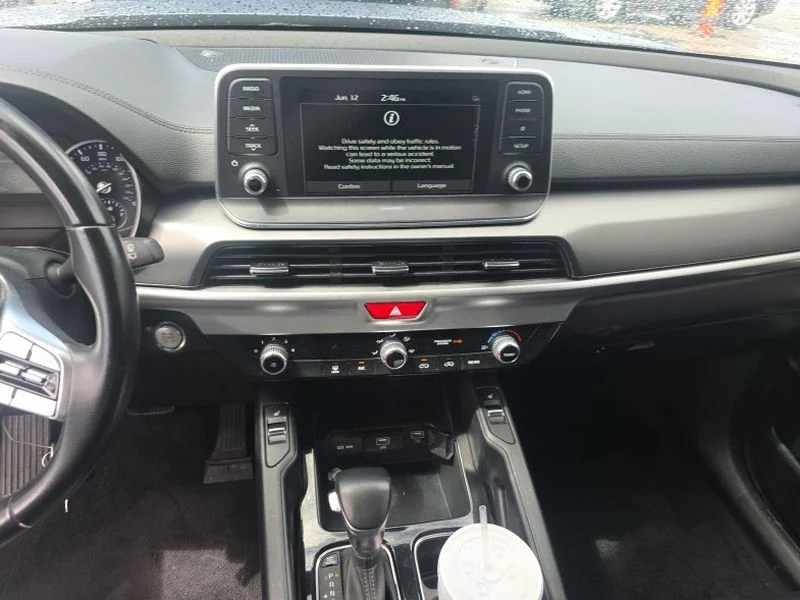 Used 2021 Everlasting Silver Kia S image 26
