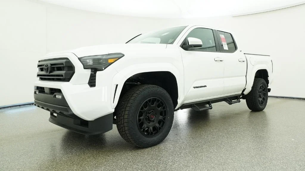 New 2026 Ice Cap Toyota SR5 image 22