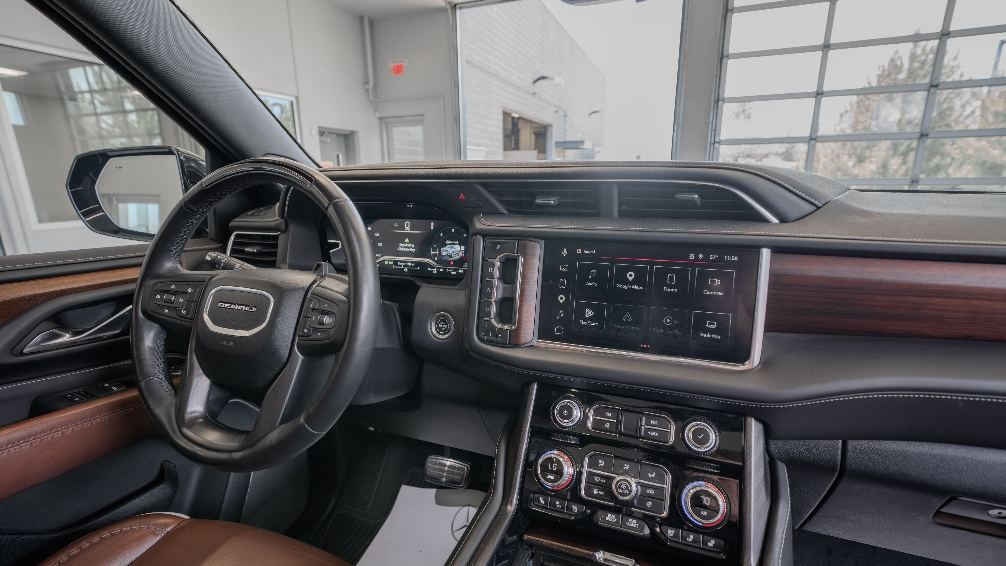 Used 2024 Onyx Black GMC Denali Ultimate image 19
