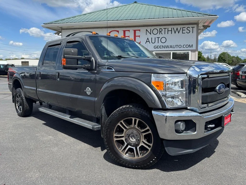 2016 Ford F-350 Lariat 4x4 Crew Cab 6-1/2' Box SRW's photo