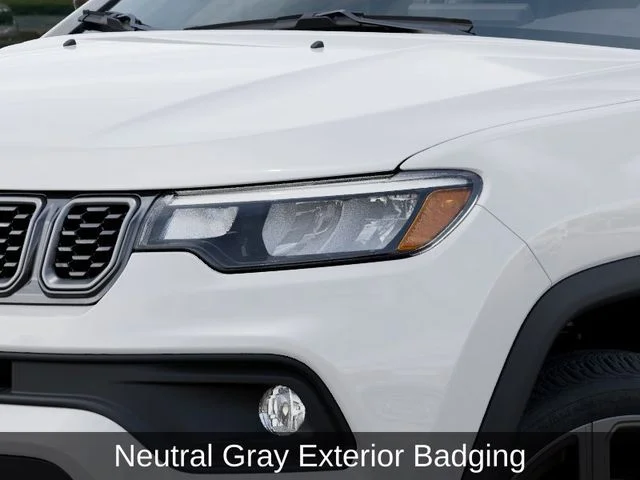 New 2026 Bright White Clear-Coat Exterior Paint Jeep Latitude image 11