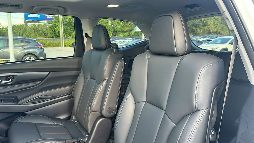 2025 Subaru Ascent Bronze Edition - Photo 21
