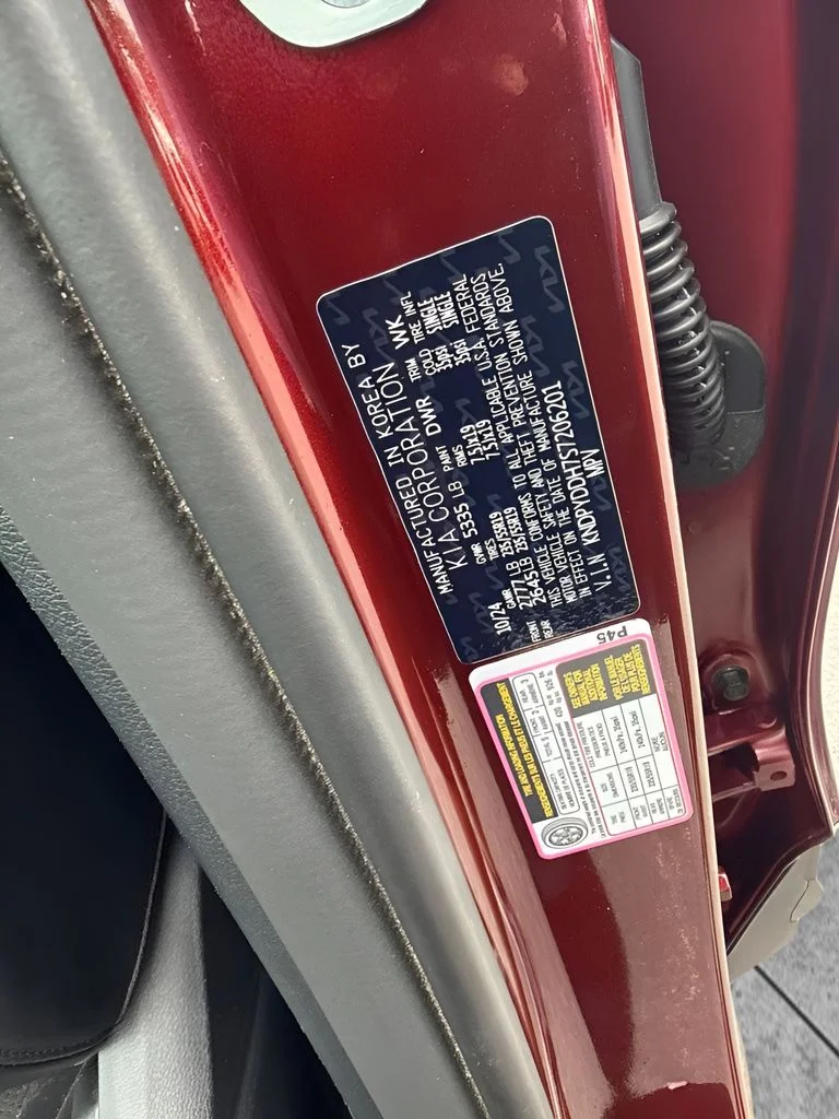 Used 2025 Red Kia X-Line image 27