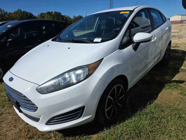 Used 2019 White Ford SE image 11
