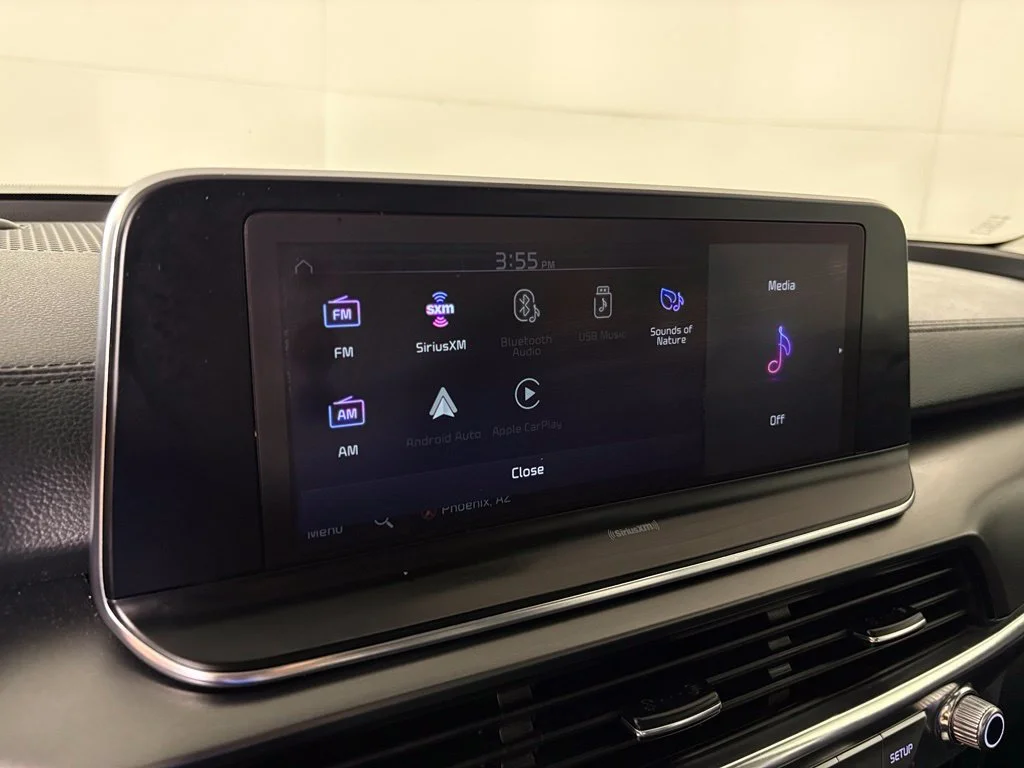 Used 2022 Black Kia S image 25