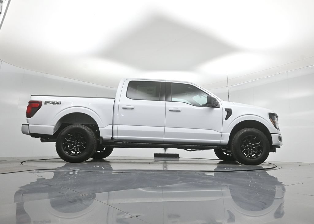 New 2026 White Ford XLT image 42