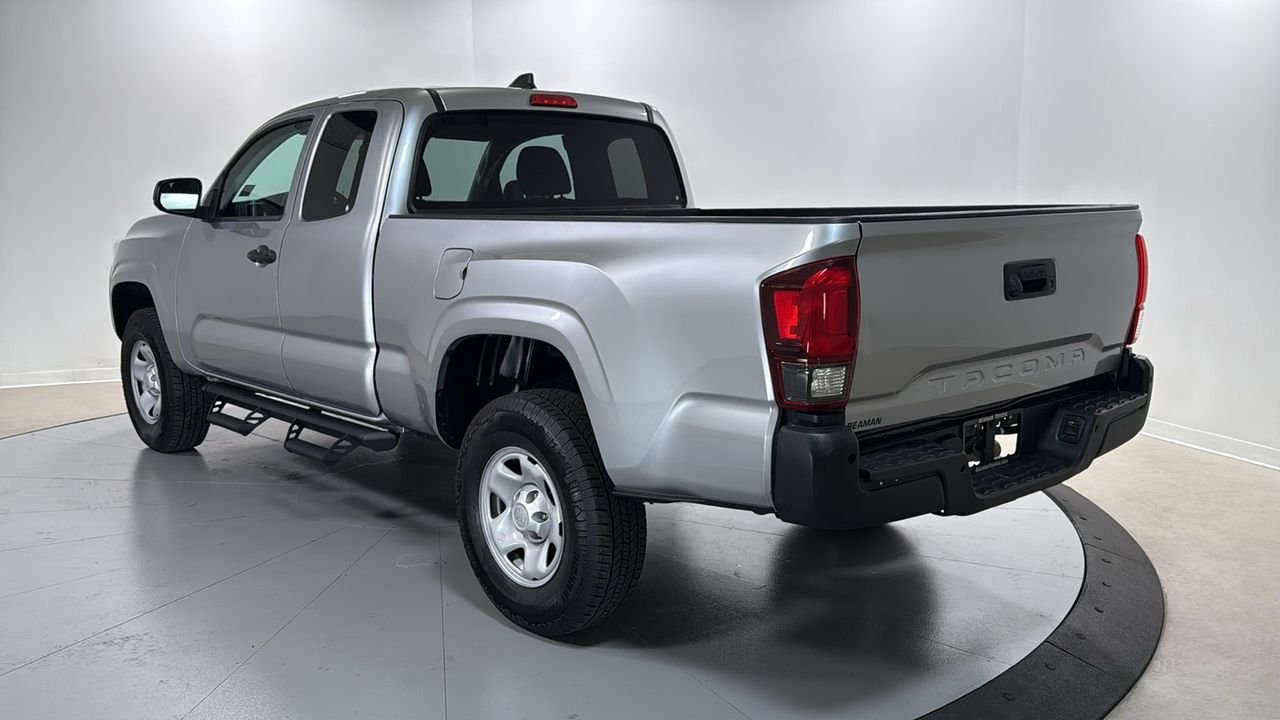 Used 2022 Silver Toyota SR image 7