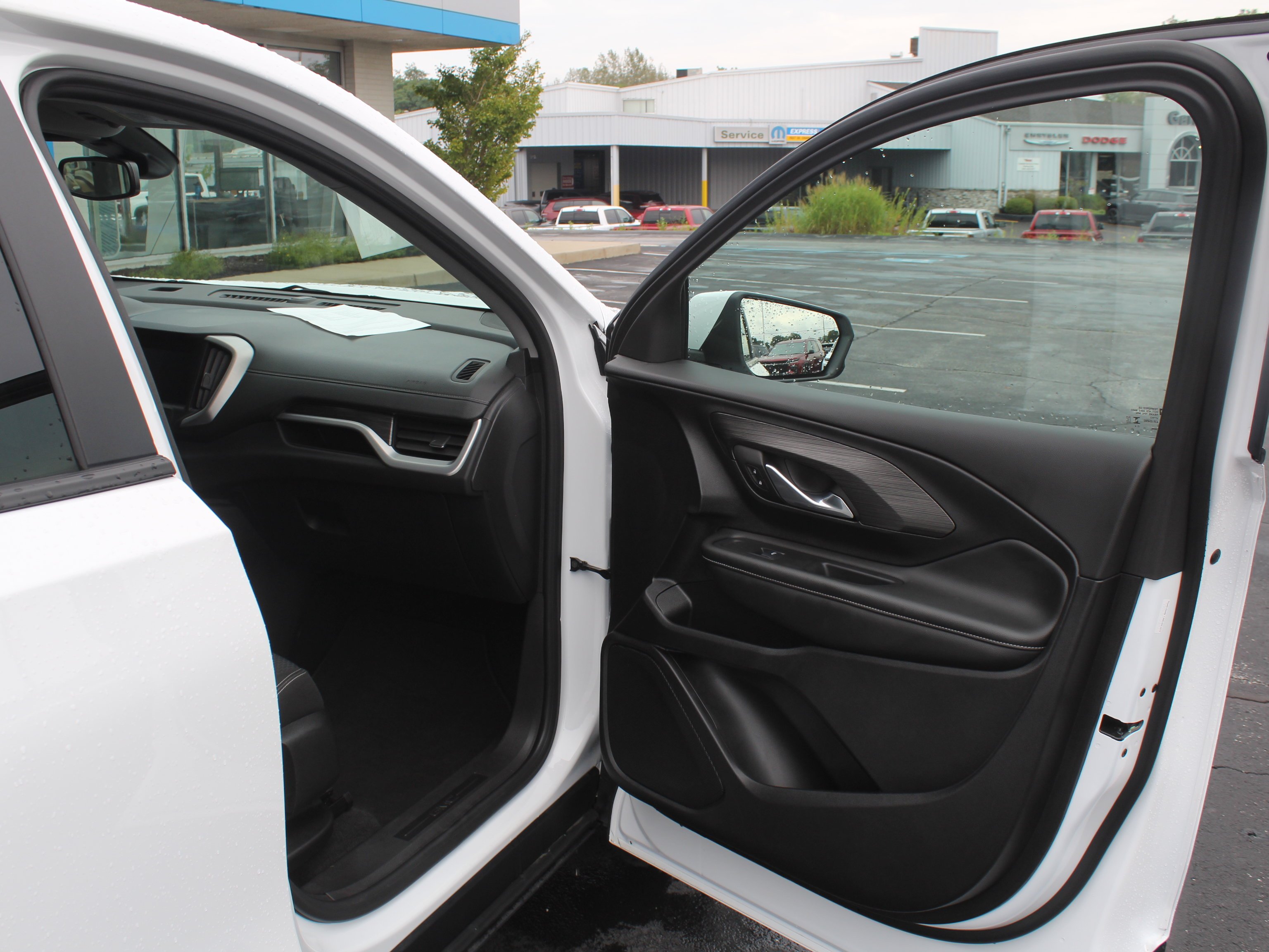 2024 GMC Terrain SLE - Photo 26