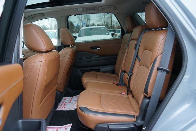 2022 NISSAN PATHFINDER - Image 8