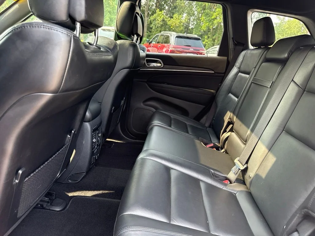 Used 2020 White Jeep Limited image 12