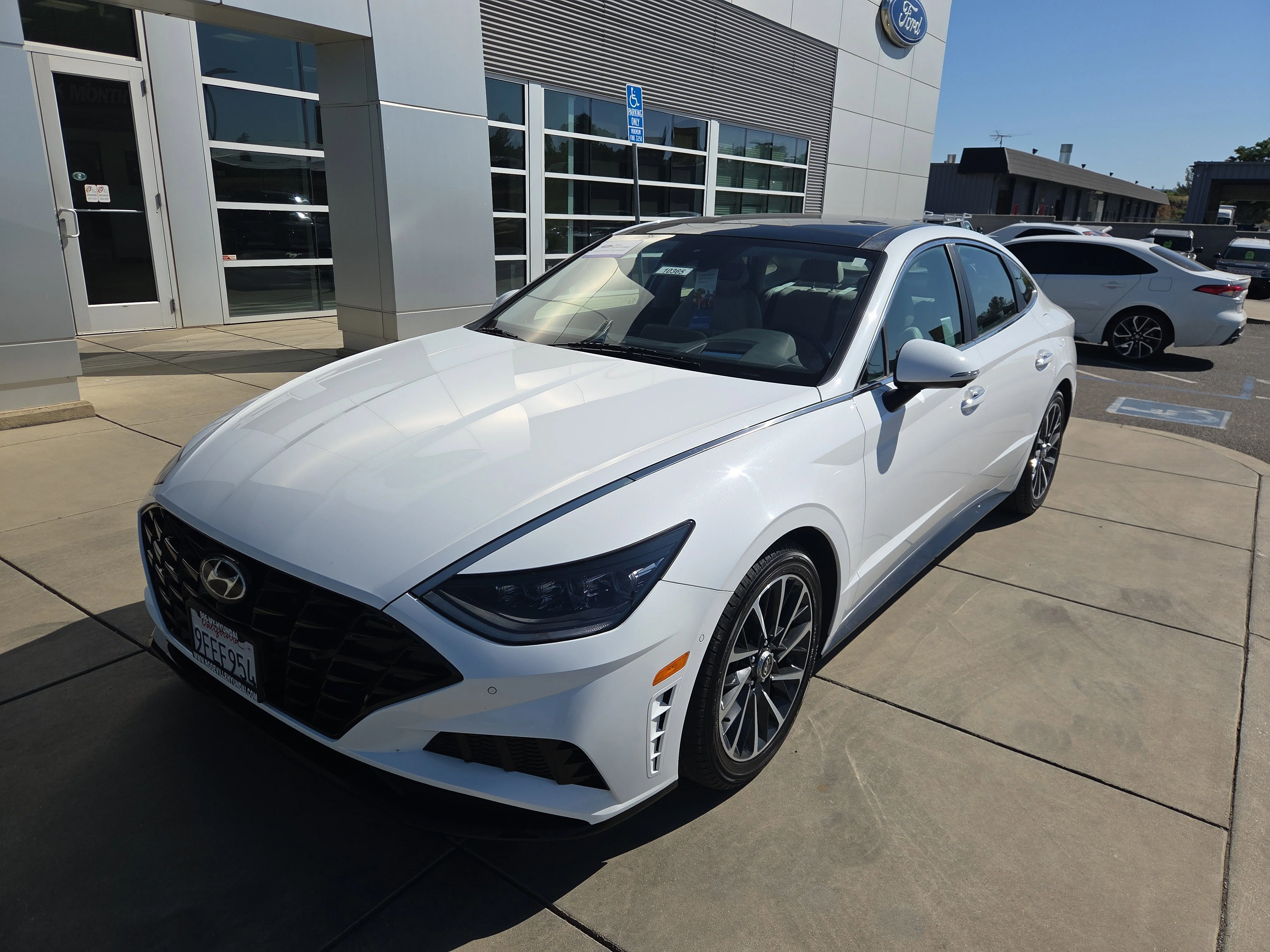 2023 Hyundai Sonata Limited's photo