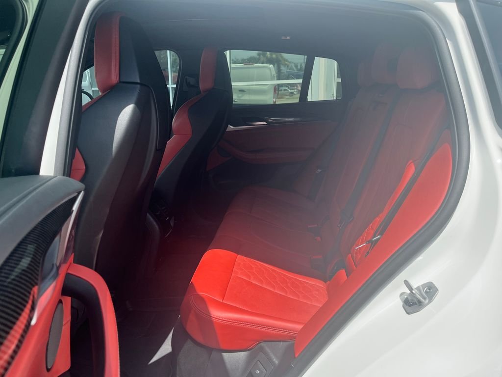 Used 2024 Alpine White BMW Base image 12