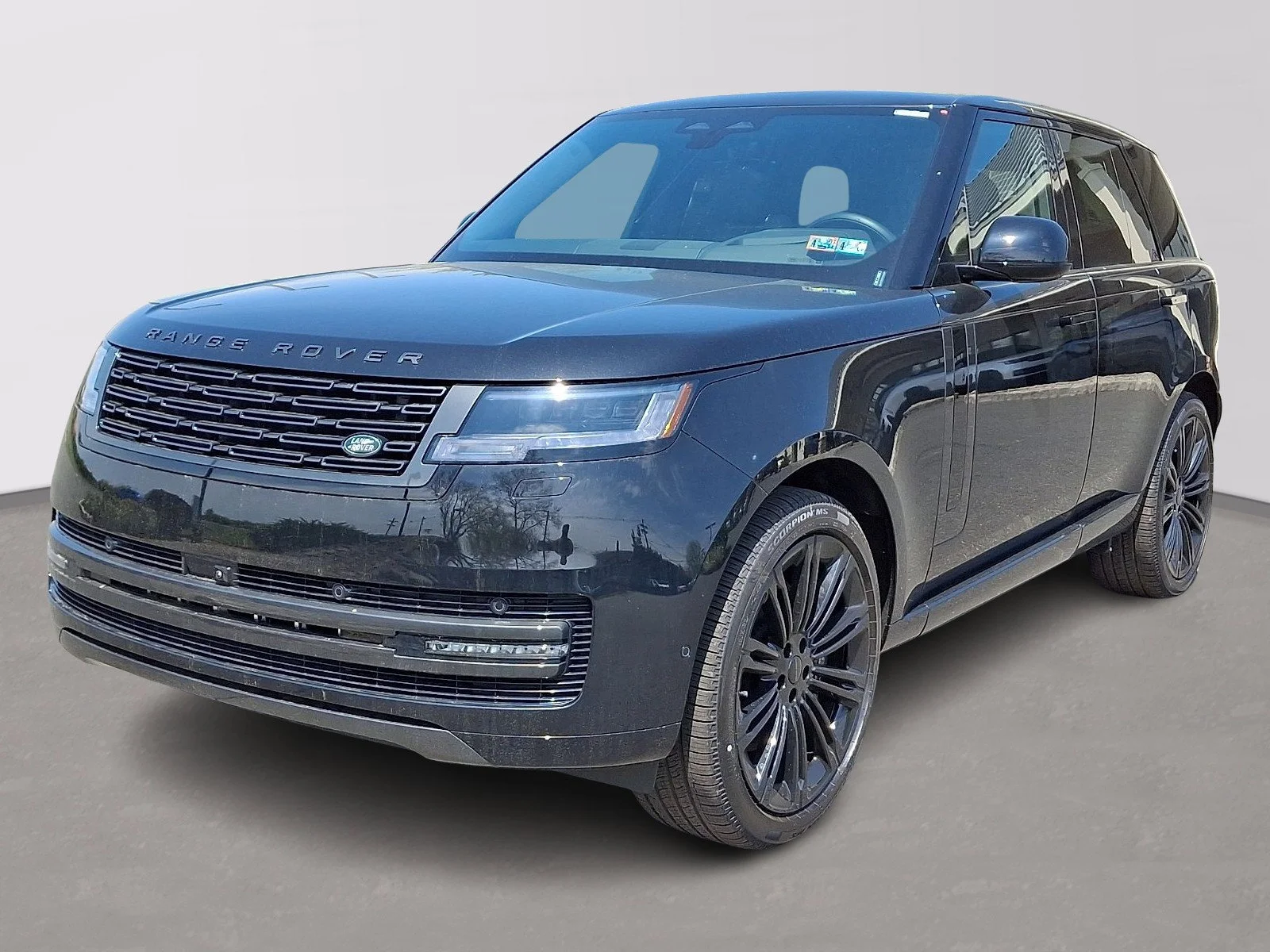 2026 Land Rover Range Rover 4.4 SE SWB's photo
