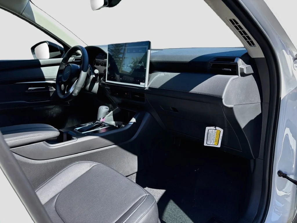 New 2026 Rhodium White Metallic Mazda 2.5 S Premium Plus AWD image 31