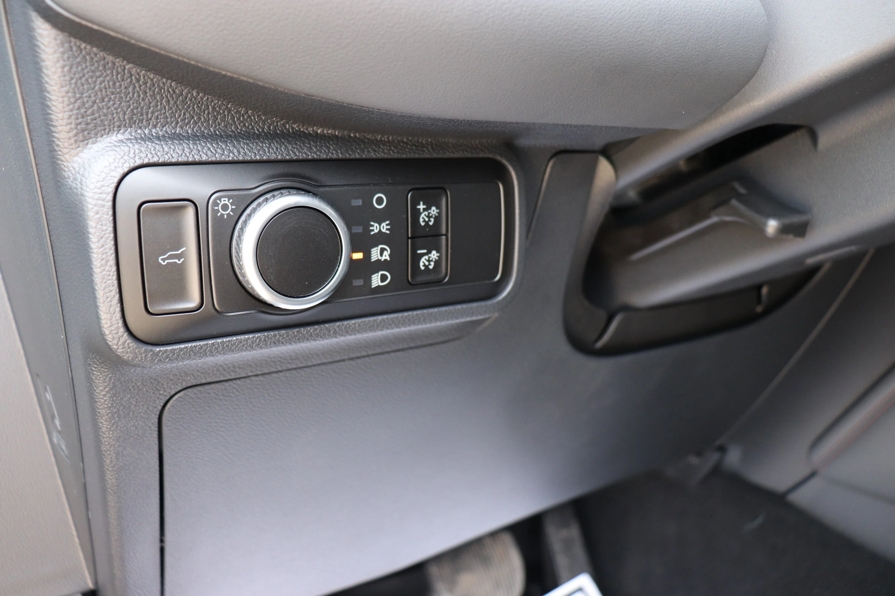 New 2026 VAPOR BLUE Ford Active w/200A Pkg image 12