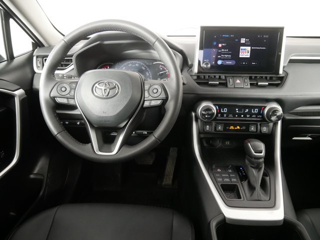Used 2025 Blueprint Toyota XLE Premium w/ Weather Pkg image 24