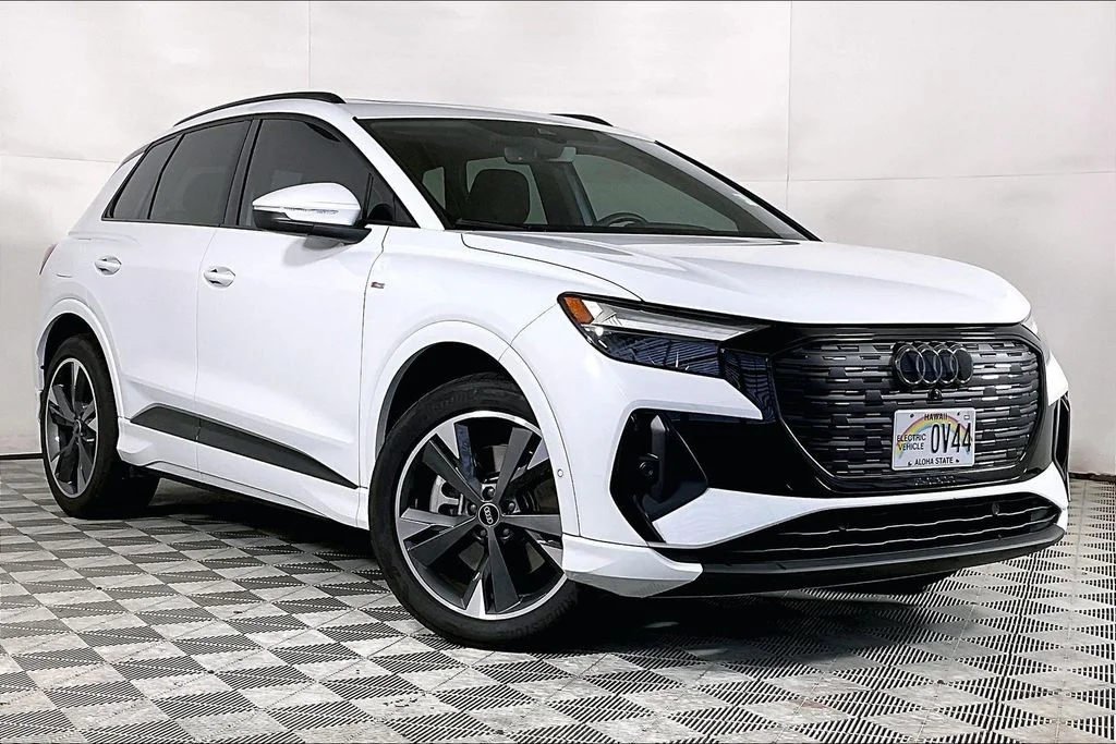 Used 2024 White Audi Premium Plus image 12