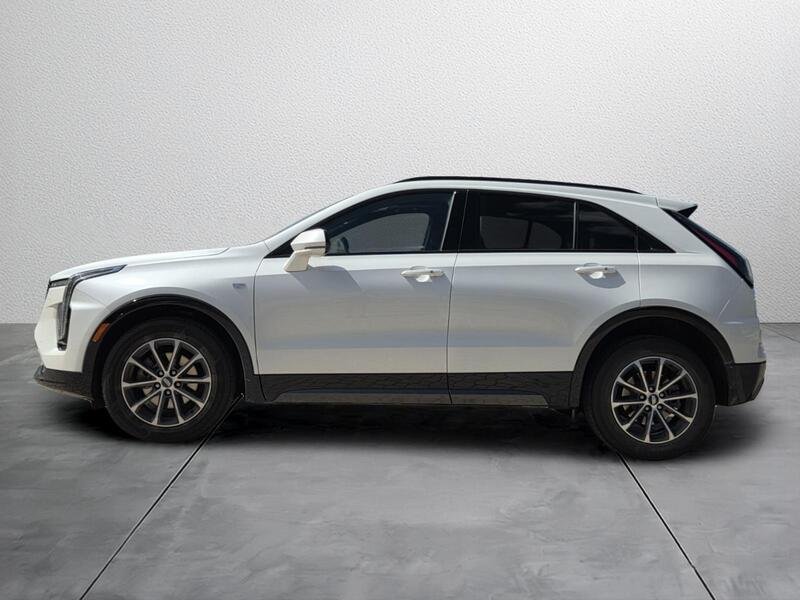 Used 2024 WHITE CADILLAC FWD 4DR SPORT image 2