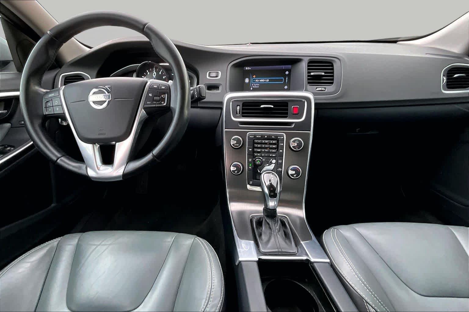 Used 2014 Bright Silver Metallic Volvo T6 image 15