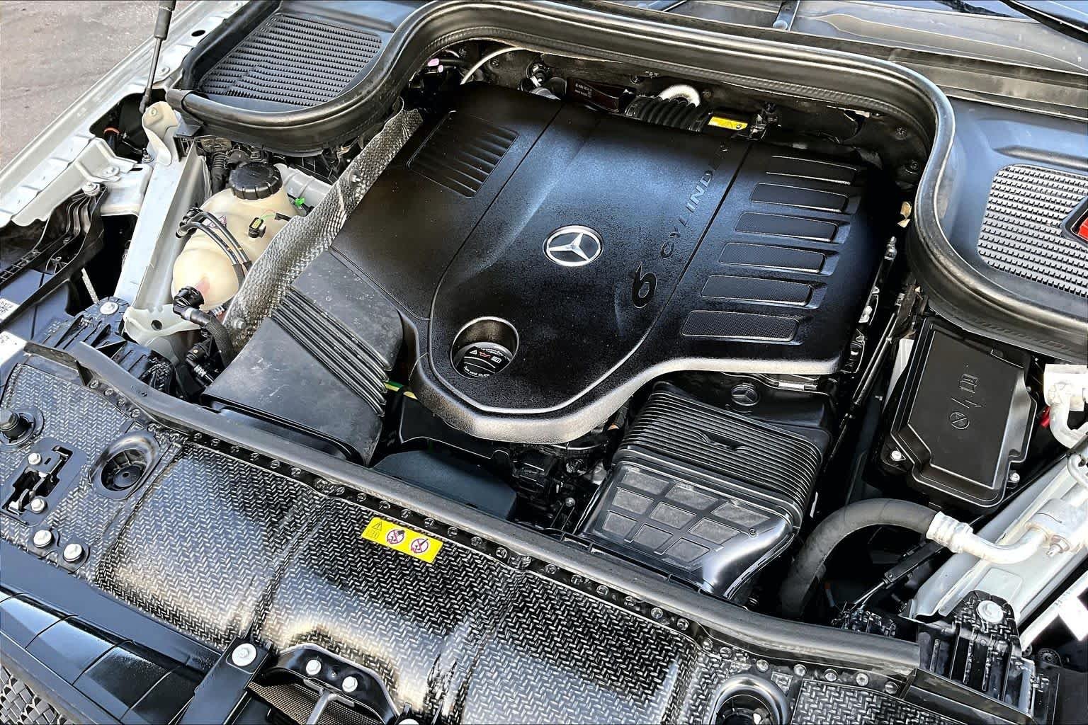 Used 2025 MANUFAKTUR Alpine Grey Mercedes-Benz GLE 450 image 31