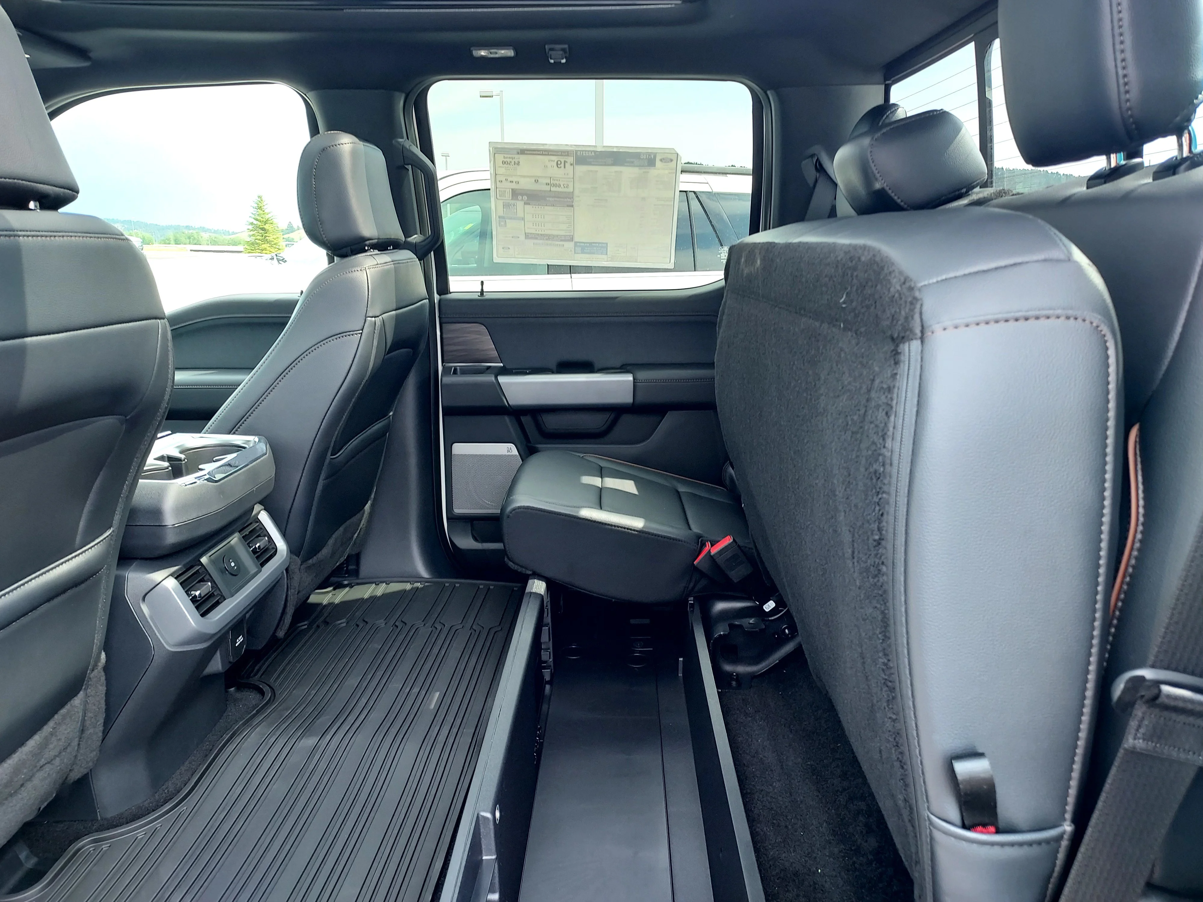 New 2026 Star White Metallic Tri-Coat Ford LARIAT image 18