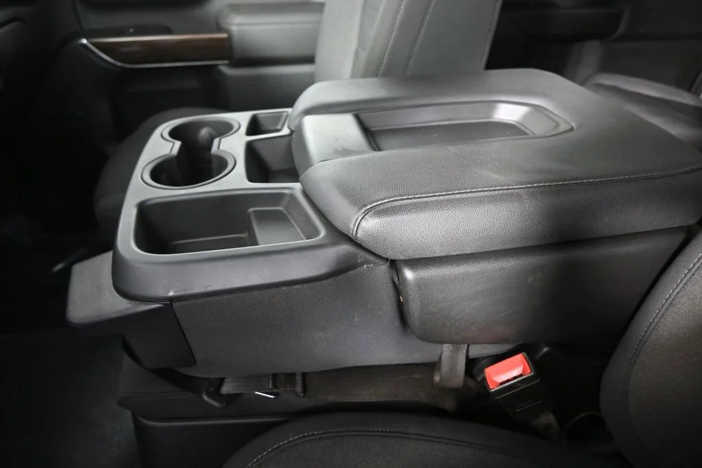 Used 2021 Black Chevrolet LT image 31