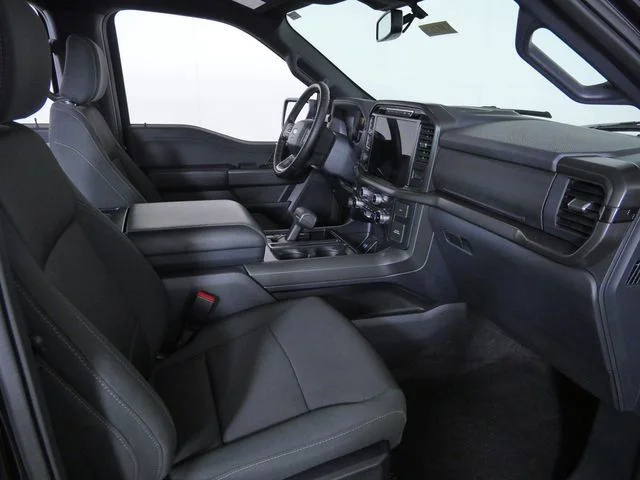 Used 2024 Black Ford XLT image 12