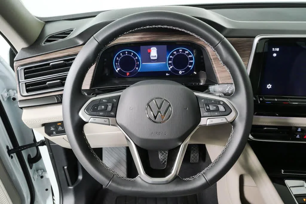 New 2026 Opal White Pearl Volkswagen 2.0T SEL image 8
