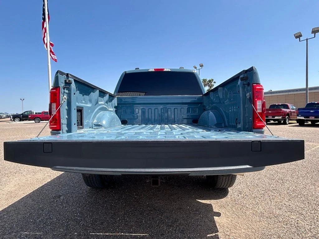 Used 2023 Blue Ford XLT image 9