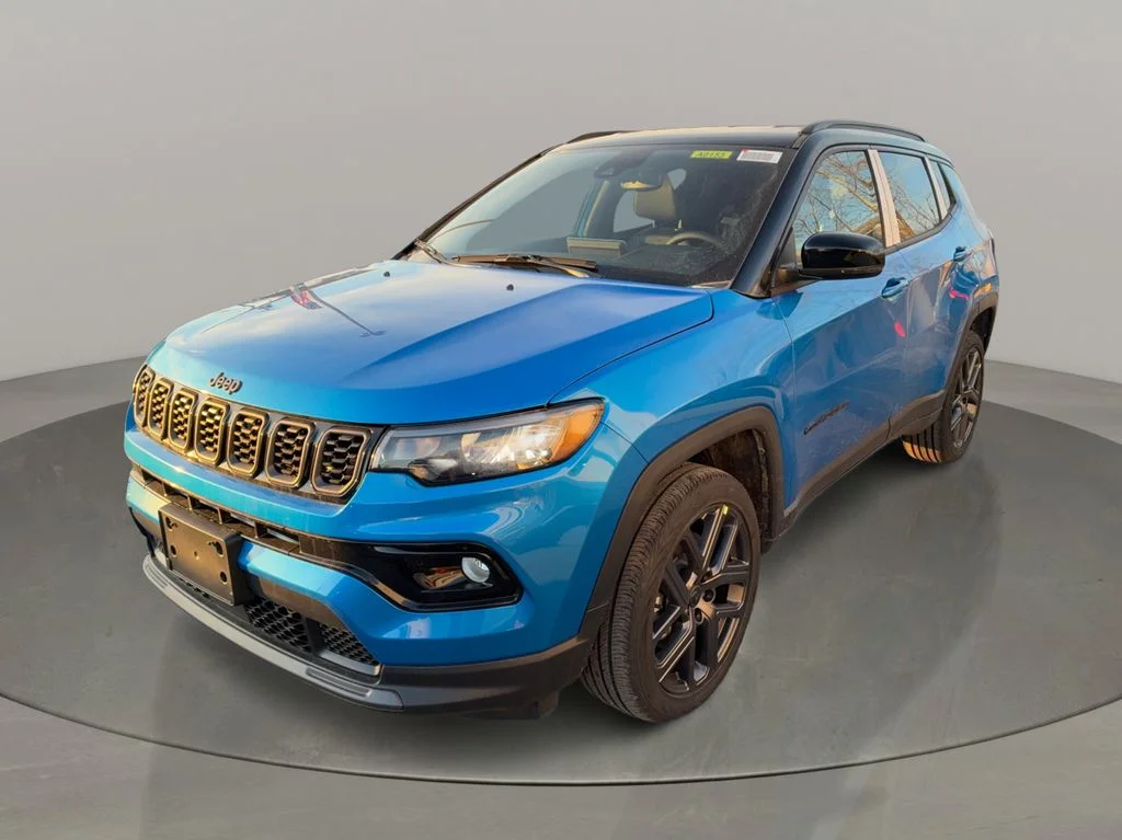 New 2026 Hydro Blue Pearl-Coat Exterior Paint Jeep Limited image 3