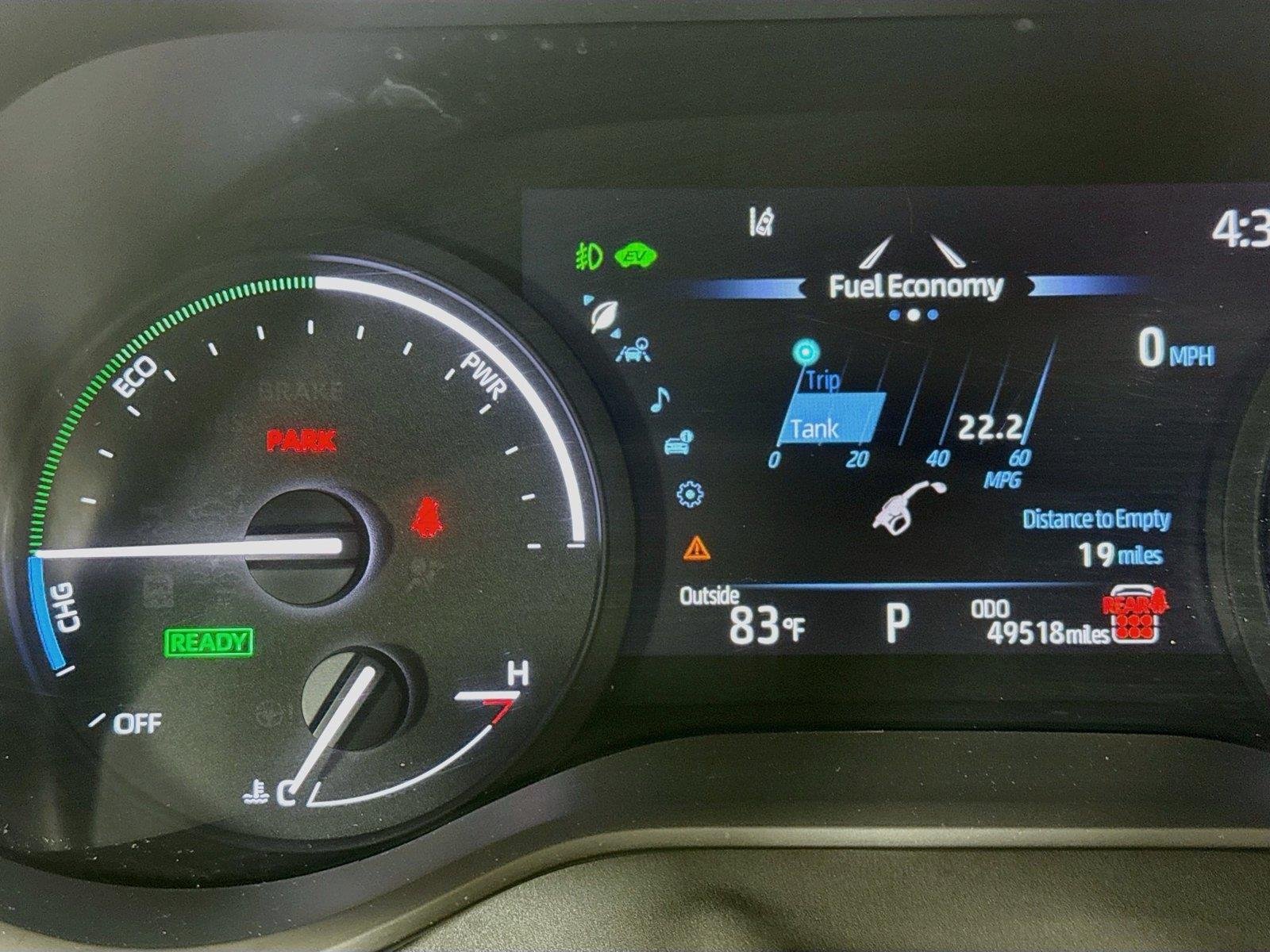 Certified Used 2025 Wind Chill Pearl Toyota XLE 8-Passenger image 21