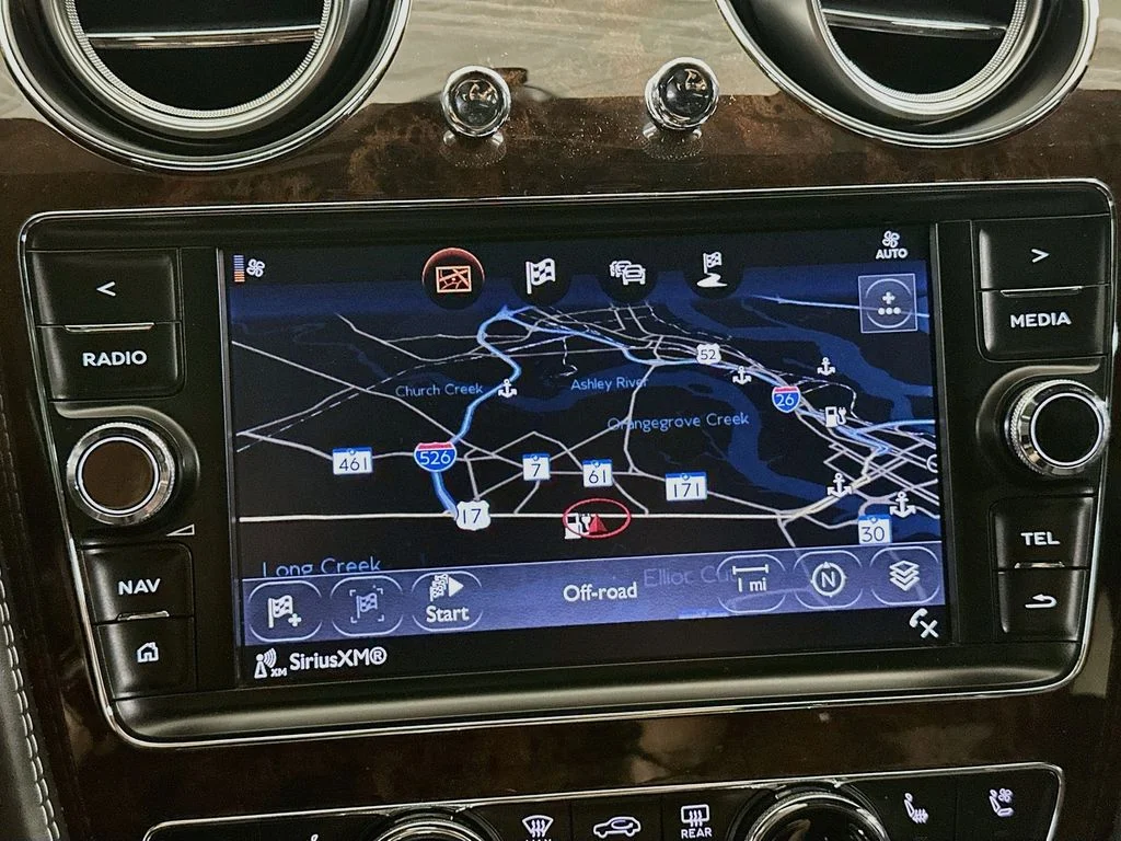 Used 2018  Bentley W12 image 14